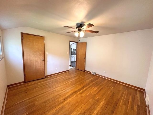136 E Eugene Ave 2, Munhall, PA 15120