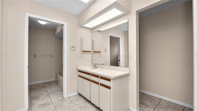 1031 ROLLING WOODS LANE, Lakeland, FL 33813