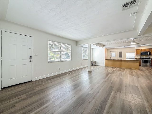 424 72ND STREET N, St Petersburg, FL 33710