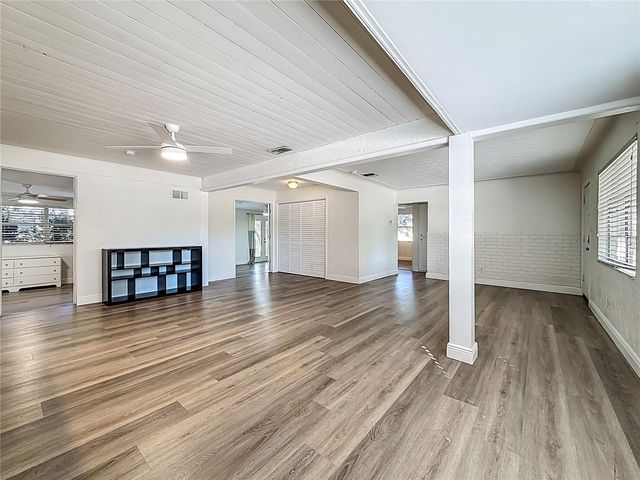 424 72ND STREET N, St Petersburg, FL 33710