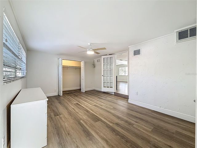 424 72ND STREET N, St Petersburg, FL 33710