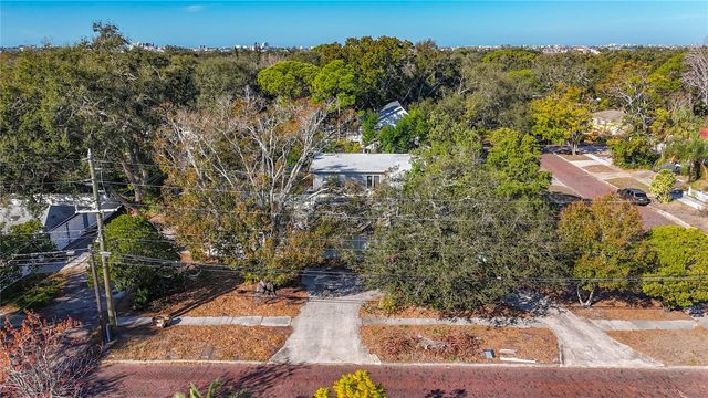 424 72ND STREET N, St Petersburg, FL 33710