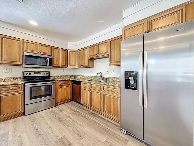 424 72ND STREET N, St Petersburg, FL 33710