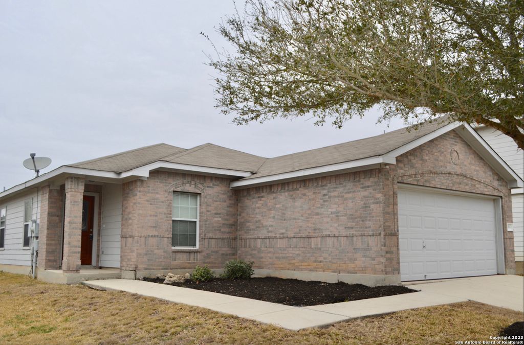 304 CATTLE RUN, Cibolo, TX 78108
