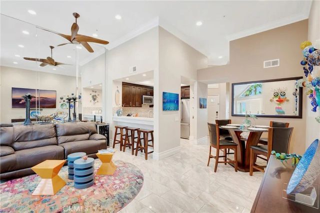1200 Pacific Coast 426, Huntington Beach, CA 92648