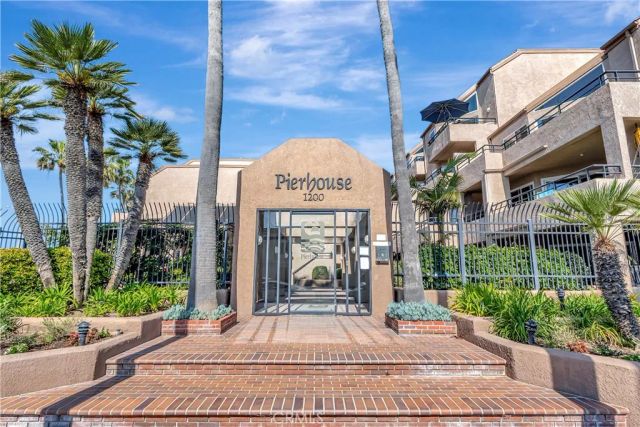 1200 Pacific Coast 426, Huntington Beach, CA 92648