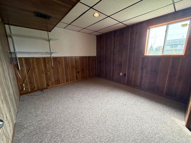 6573 Beechwood Avenue, Portage, IN 46368