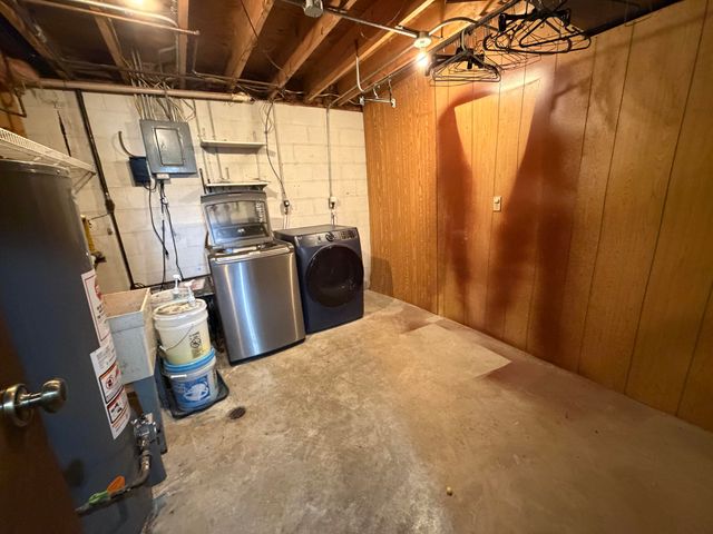 6573 Beechwood Avenue, Portage, IN 46368