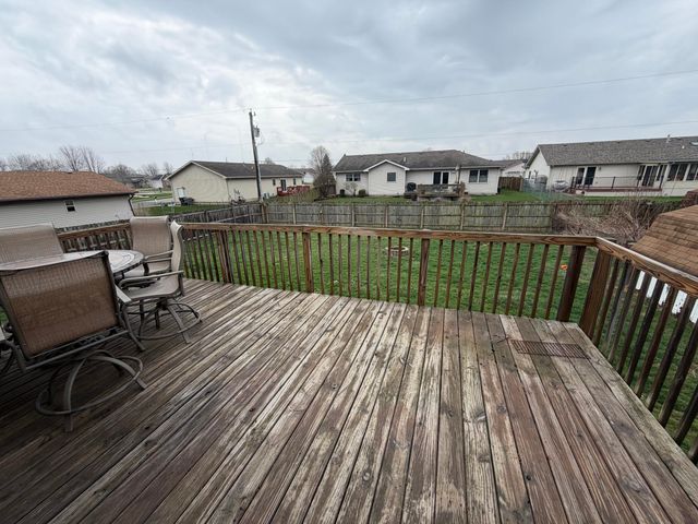 6573 Beechwood Avenue, Portage, IN 46368