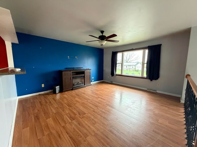 6573 Beechwood Avenue, Portage, IN 46368