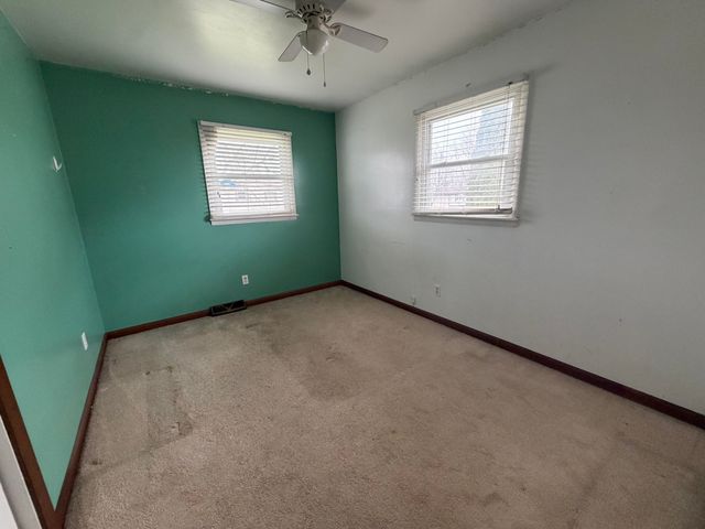 6573 Beechwood Avenue, Portage, IN 46368