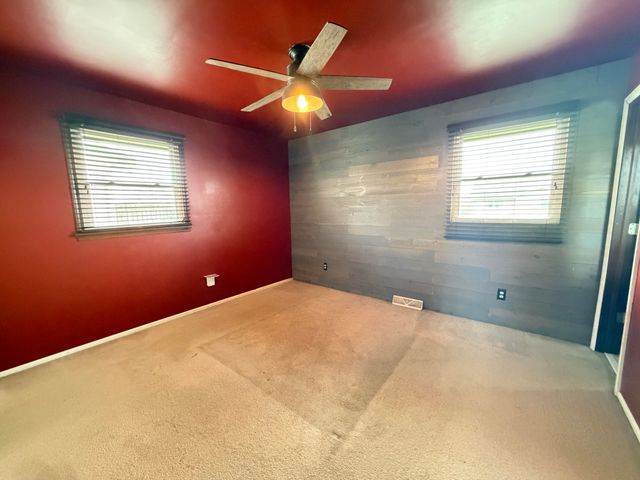 6573 Beechwood Avenue, Portage, IN 46368