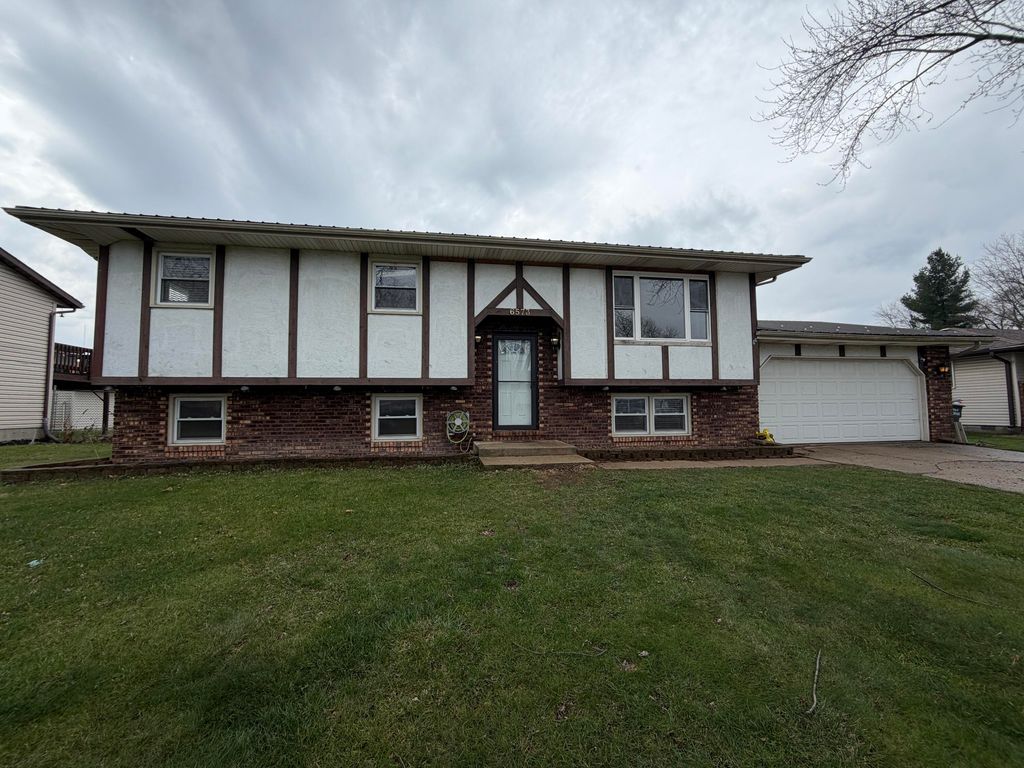 6573 Beechwood Avenue, Portage, IN 46368