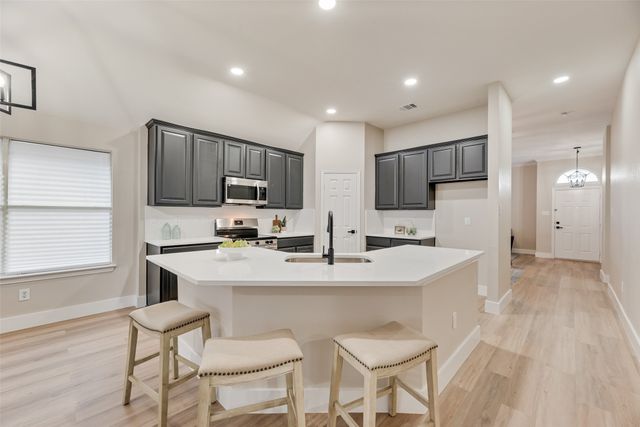 6120 Apache Drive, The Colony, TX 75056