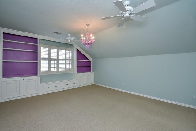 10 Renoir Trail, The Woodlands, TX 77382