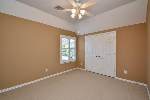 10 Renoir Trail, The Woodlands, TX 77382