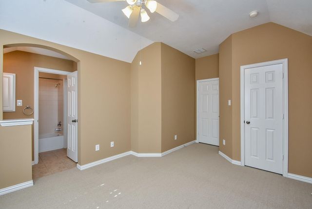 10 Renoir Trail, The Woodlands, TX 77382