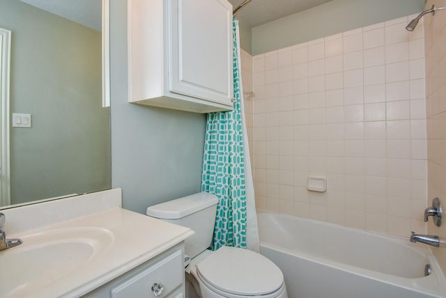 10 Renoir Trail, The Woodlands, TX 77382