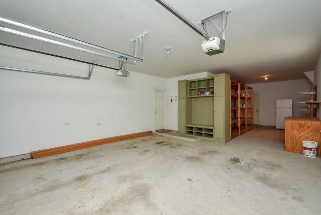 10 Renoir Trail, The Woodlands, TX 77382