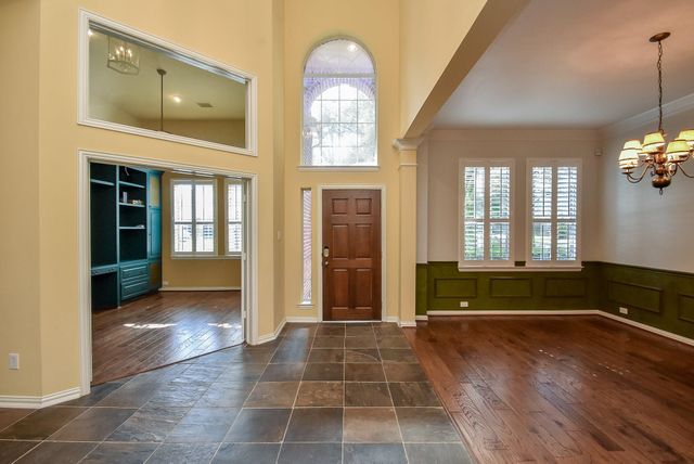 10 Renoir Trail, The Woodlands, TX 77382