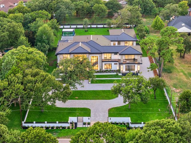 2706 N Carroll Avenue, Southlake, TX 76092