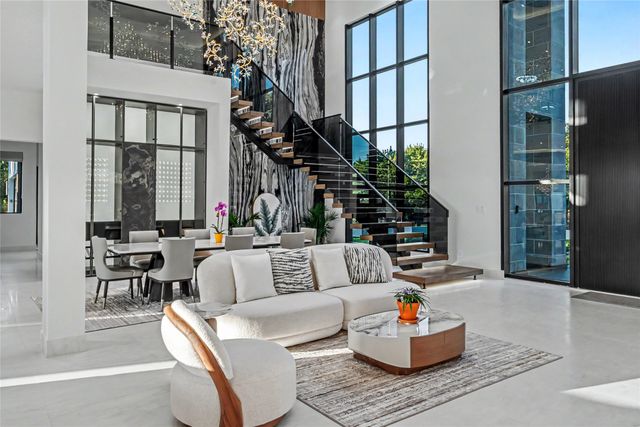 2706 N Carroll Avenue, Southlake, TX 76092