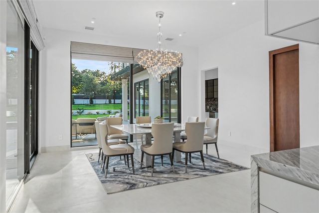 2706 N Carroll Avenue, Southlake, TX 76092
