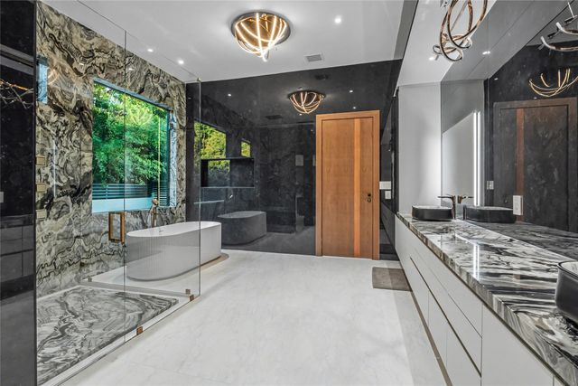 2706 N Carroll Avenue, Southlake, TX 76092