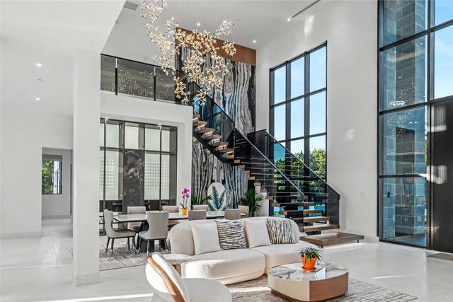 2706 N Carroll Avenue, Southlake, TX 76092