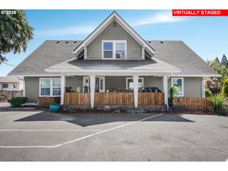 16816 Se STARK St, Portland, OR 97233