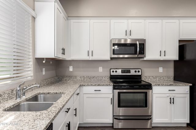 240 W JUNIPER Avenue 1146, Gilbert, AZ 85233