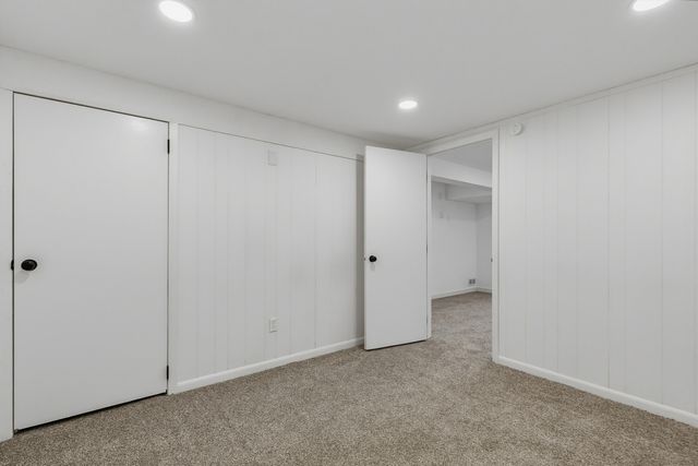 2704 Wood Dale Avenue, Davenport, IA 52804
