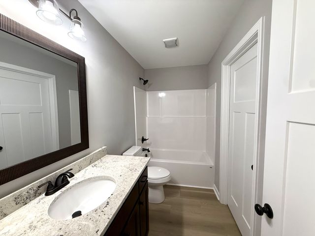 1301 Walker St, Shelbyville, TN 37160