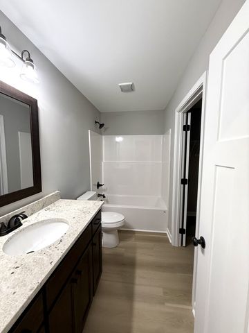 1301 Walker St, Shelbyville, TN 37160