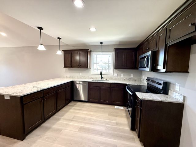 1301 Walker St, Shelbyville, TN 37160