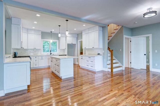 70 Apple Hill, Wethersfield, CT 06109