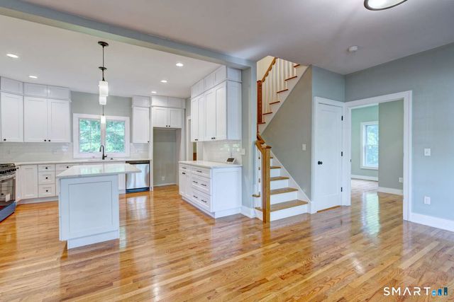 70 Apple Hill, Wethersfield, CT 06109