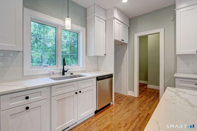 70 Apple Hill, Wethersfield, CT 06109