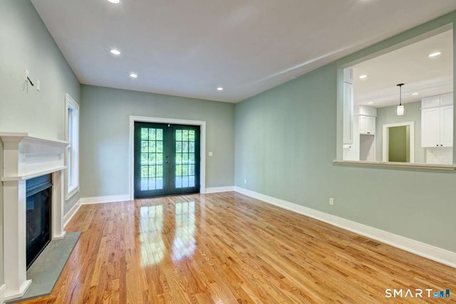 70 Apple Hill, Wethersfield, CT 06109