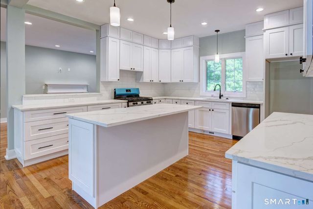 70 Apple Hill, Wethersfield, CT 06109