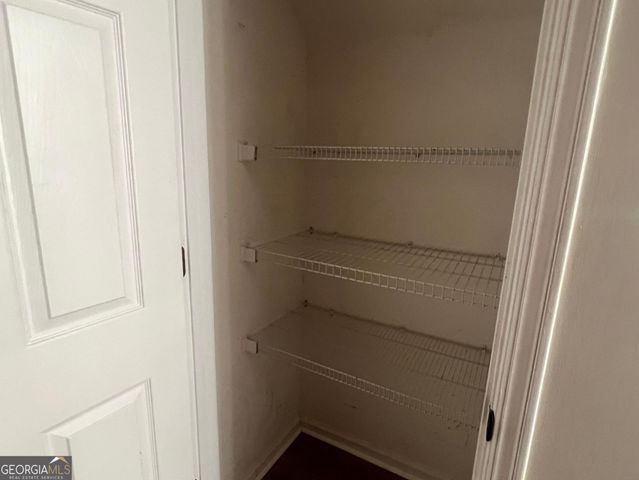 5455 Woodrun Lane, Alpharetta, GA 30005