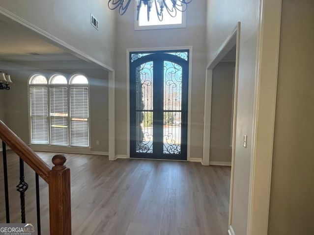 5455 Woodrun Lane, Alpharetta, GA 30005