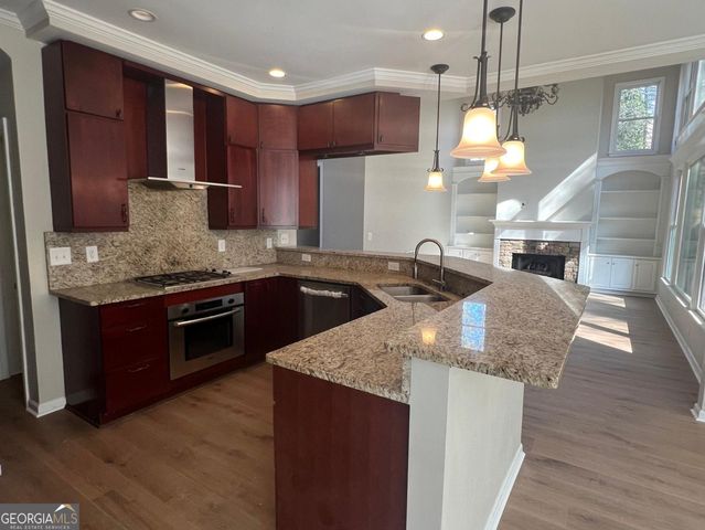 5455 Woodrun Lane, Alpharetta, GA 30005