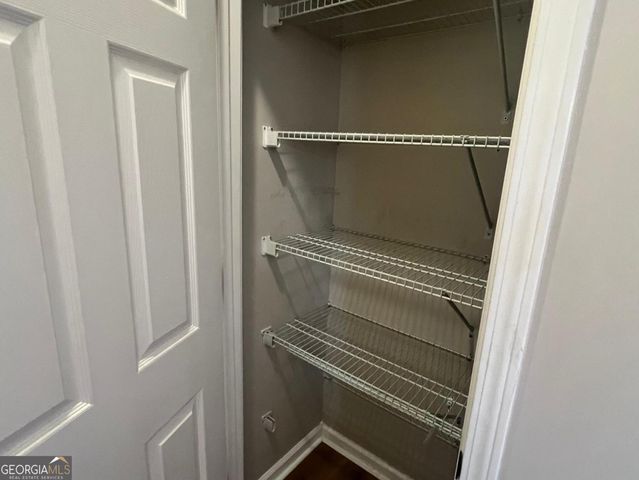 5455 Woodrun Lane, Alpharetta, GA 30005