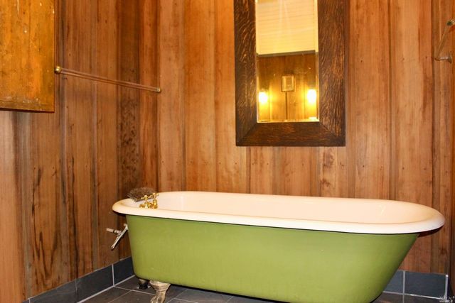 661 N Bush St, Ukiah, CA 95482