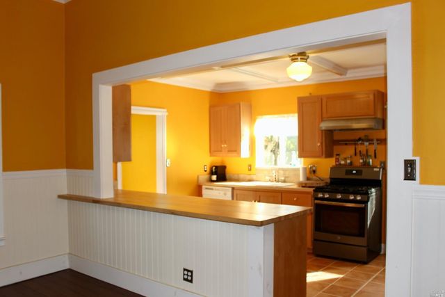 661 N Bush St, Ukiah, CA 95482