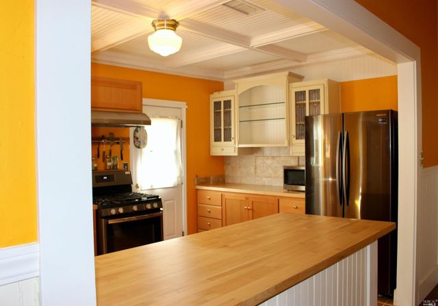 661 N Bush St, Ukiah, CA 95482