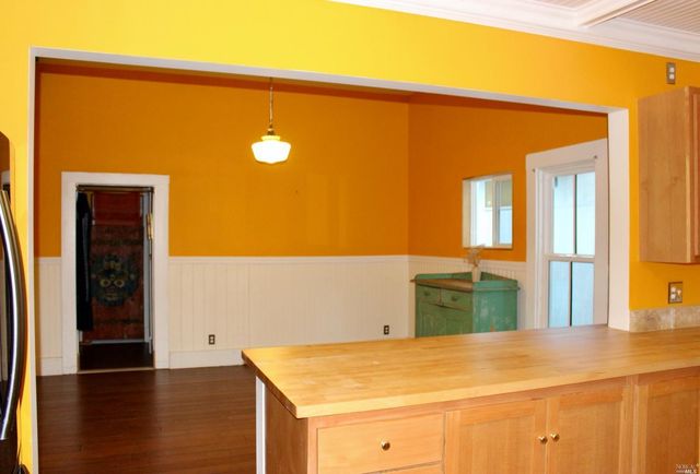 661 N Bush St, Ukiah, CA 95482