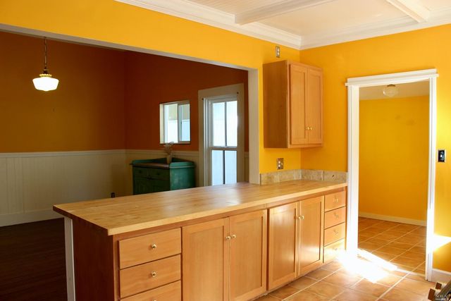 661 N Bush St, Ukiah, CA 95482