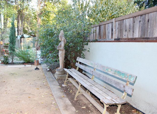 661 N Bush St, Ukiah, CA 95482